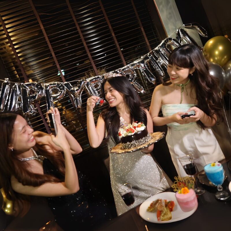 Celebrate birthday at Medinii